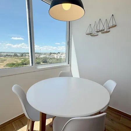 On Alvor's By Amcf * Alvor